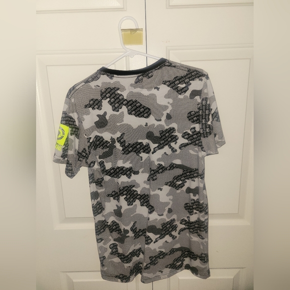Men's medium ecko shirt - Picture 2 of 2